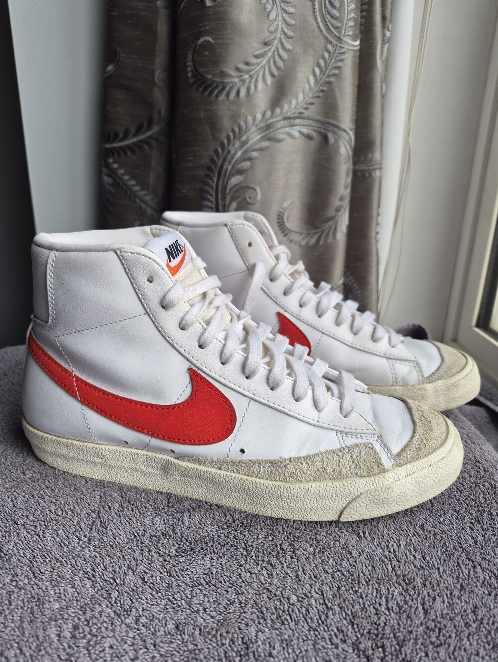 Nike Blazer Mid 77 Vintage Habanero Red White High Top CZ1055-101 Size 9
